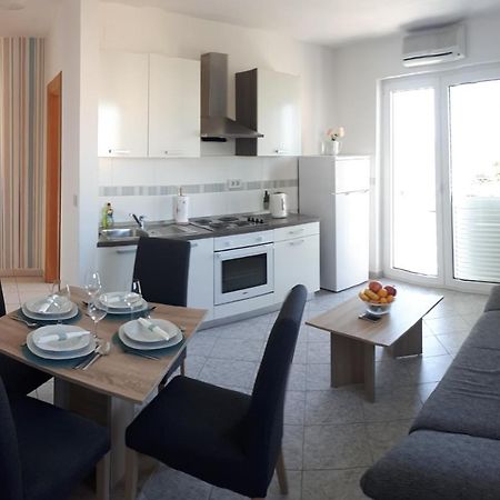 Apartment Dana Zadar Eksteriør bilde