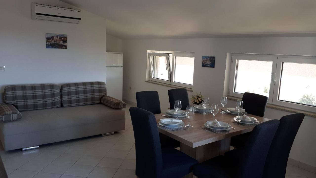 Apartment Dana Zadar Eksteriør bilde