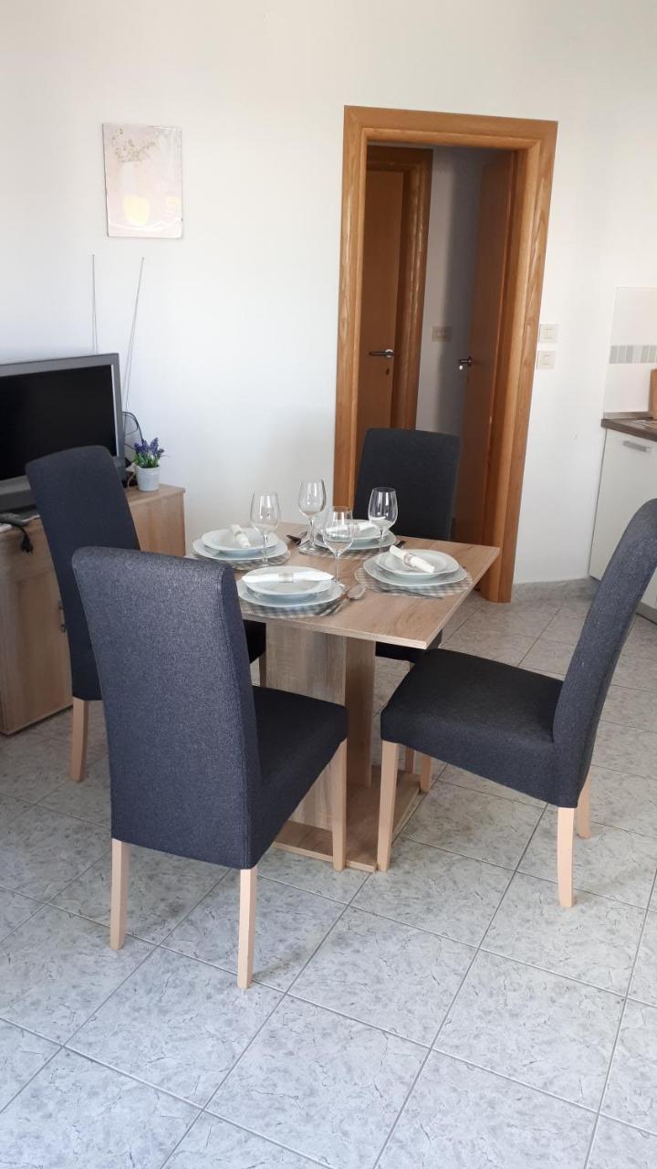 Apartment Dana Zadar Eksteriør bilde